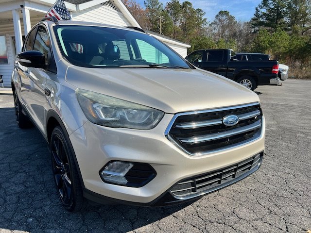 2017 Ford Escape Titanium's photo