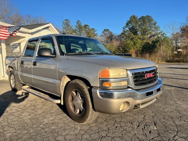 2005 GMC Sierra 1500 SLE's photo